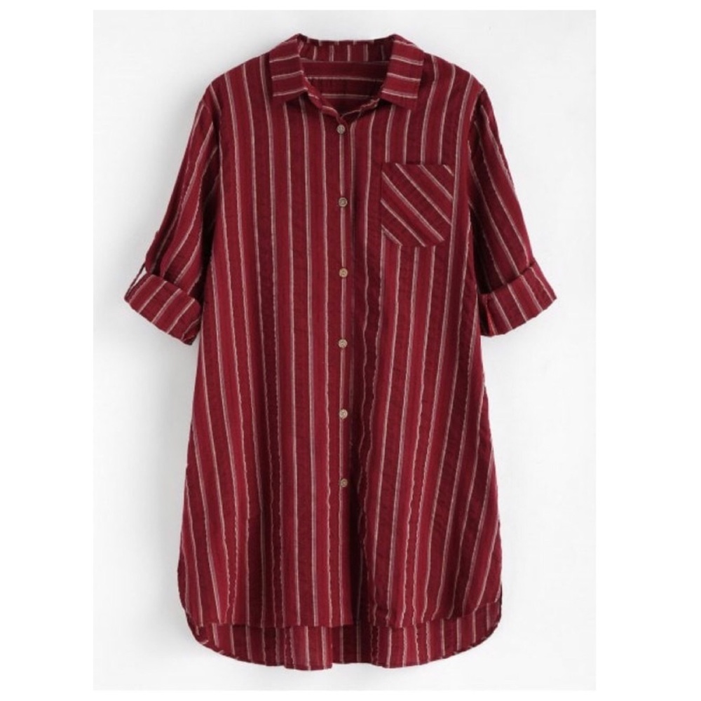 Striped Dress. Low pockets, long sleeve.